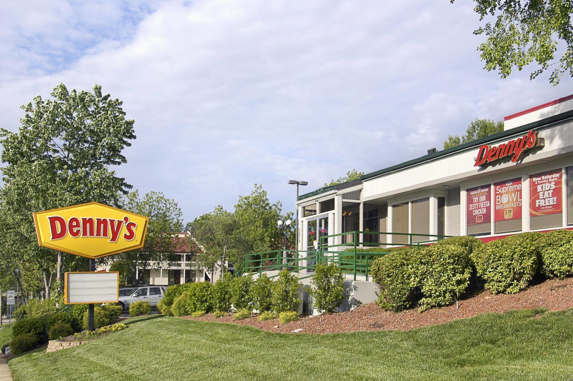 Days Inn By Wyndham Raleigh Midtown Exterior photo